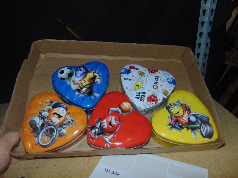 lot 4125 image: (5) ct. lot M&Ms Heart Shaped Tins, sealed
