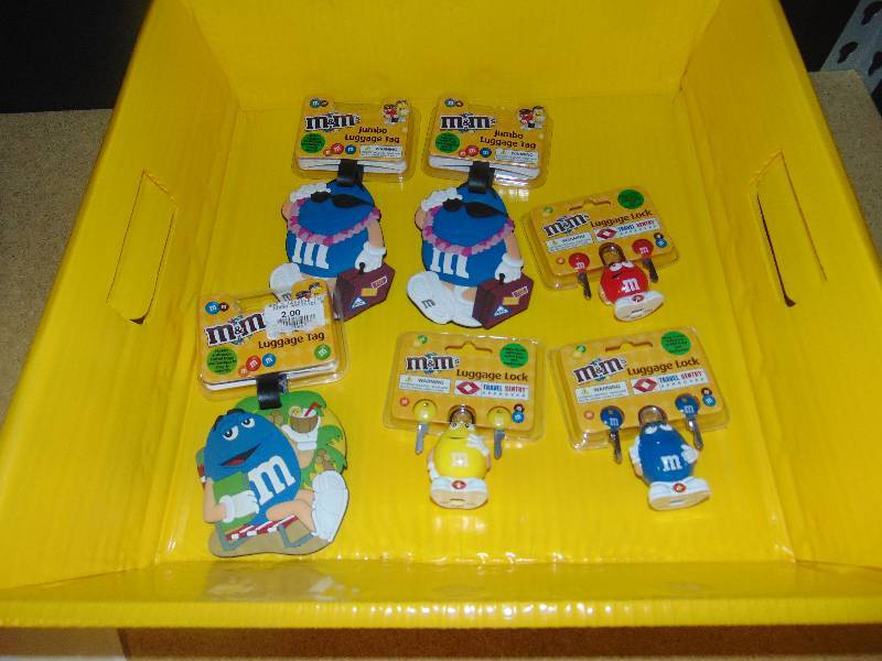 lot 4138 image: (6) ct. mixed lot (3) Luggage tags, Blue, (3) Luggage locks, Red, Yellow & Blue