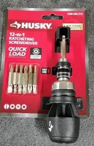 lot 3046 image: Husky 12 In 1 Ratcheting ScrewDriver