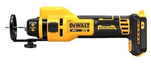 lot 3053 image: DEWALT 20V MAX Cordless Cut Out Tool