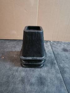 lot 3499 image: Bed Risers or Furniture Riser, bed lifts in Height of 5 to 6. Heavy Duty 3 Pack