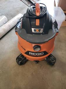 lot 8391 image: Ridgid Shop Vac, Used