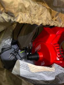 lot 37033 image: COLEMAN RECHARGEABLE AIR PUMP