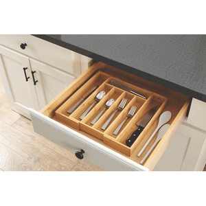 lot 37062 image: Better Homes & Gardens Natural Bamboo Expandable Silverware Organizer 13.98 x 10.04-15.35 x 1.97 inches
