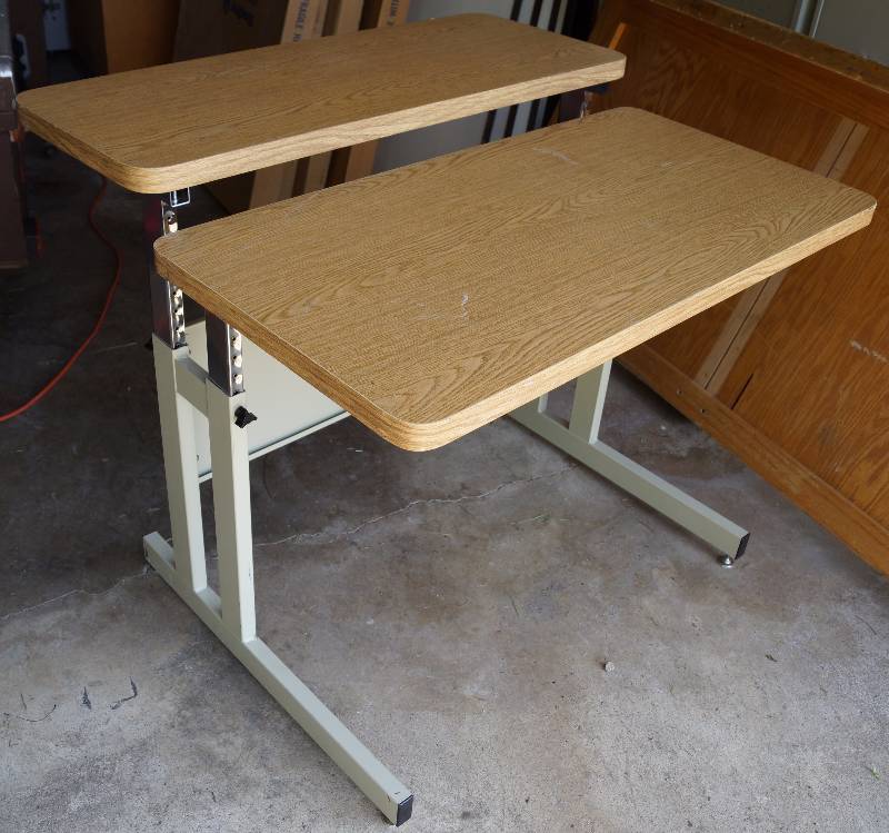 lot 2417 image: Bi-Level Adjustable Computer desk or sewing  craft table - STURDY