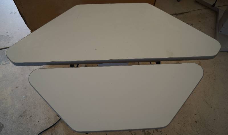 lot 2425 image: Electric Computer Table  DESK - Fully Adjustable - High Quality - By Mayline Model 605XXX