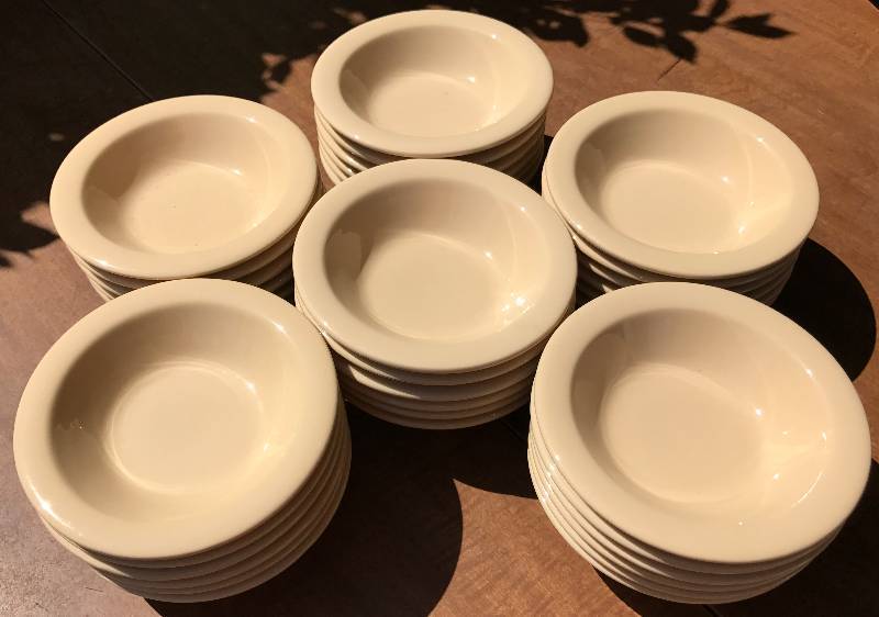 lot 2339 image: Lot of Restaurant Bowls - Great for Cereal