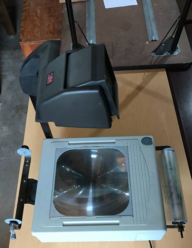 lot 2012 image: Overhead projector 3M - over head transparency Model 56666RG - WORKS see photo THE FIVE SIXTY SIX