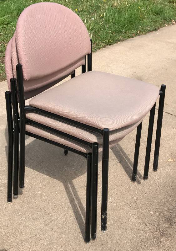 lot 2270 image: 3 Krueger International Stacking Chairs