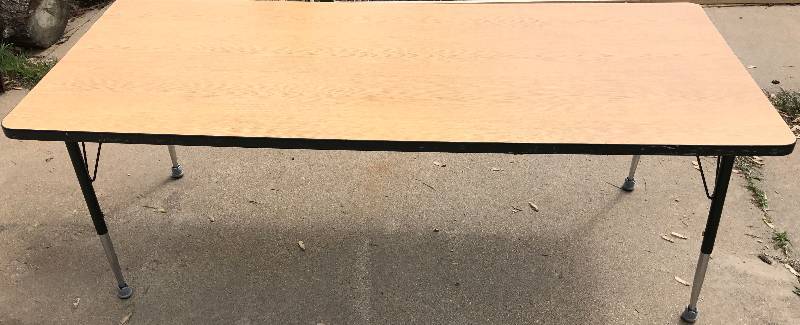 lot 2280 image: Sturdy Commercial 6 Long Table