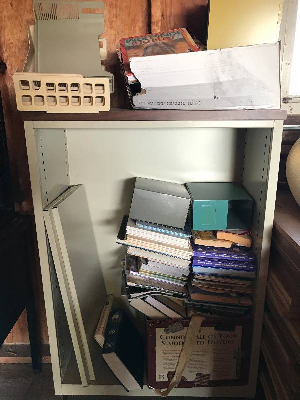 lot 2284 image: Shelf System with all Contents