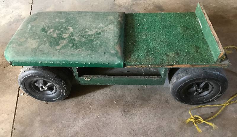 lot 2285A image: Green 4 Wheel Pull Cart -
