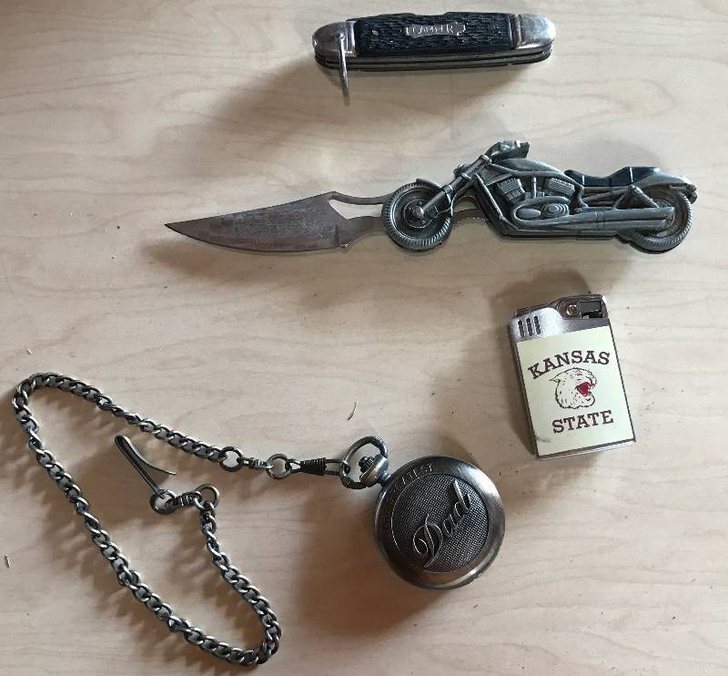 lot 2298 image: Pocket Watch - 2 Pocket Knives and Ligher - Motorcycle Knife - Cool