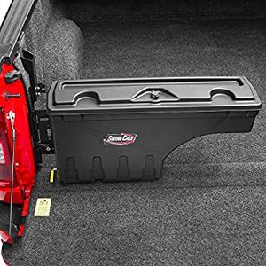 lot 60097 image: TOOL BOX undercover swing case
