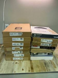 lot 60152 image: lot of 14 assorted toilet seats