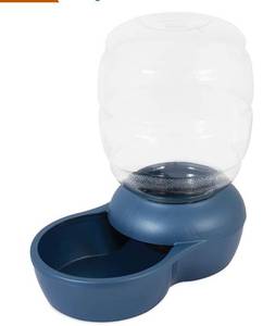 lot 60392 image: Petmate Pearl Replendish Pet Waterer With Microban Green Frost 2.5 Gallon