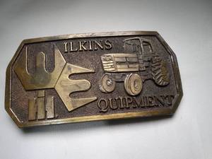 lot 23029 image: International Harvester  Wilkins Equipment  Belt Buckle