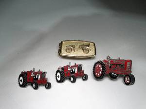 lot 23035 image: Enameled Tractor Pins and Old Car Money Clip