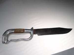 lot 23062 image: Hand Etched Snake Handle Fighting Knife w 7 Blade from Mexico