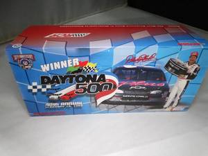lot 23105 image: 124 Diecast Stock Car 40th Annual 1998  Dale Earnhardt  #3 Daytona 500  Limited Edition  In Box