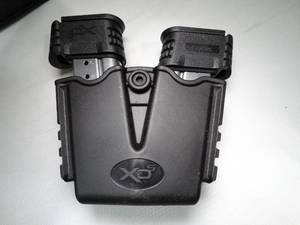 lot 23127 image: Springfield Armory 1911 EMP 9mm  .40S&W Clip Holder and (2) XDs-9   9mm Clips