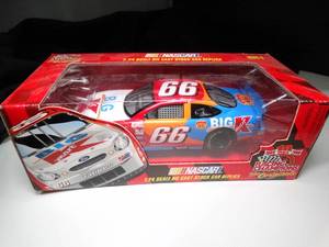 lot 23136 image: 1998 Racing Champions 124 Scale Diecast  #66 Darrell Waltrip Big Kmart Stock Car  in Box
