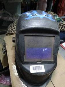 lot 23166 image: Chicago Electric Welding Helmet