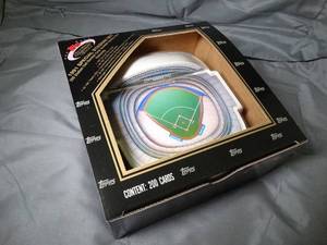 lot 23254 image: Topps 1991 Special Stadium Set  200 Stadium Club  Baseball Cards  Unopened