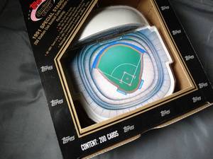 lot 23266 image: Topps 1991 Special Stadium Set  200 Stadium Club  Baseball Cards  Unopened