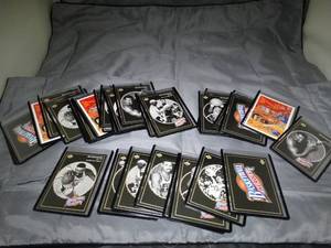 lot 23308 image: Lot of 31  1992  NBA Basketball Heroes  Upper Deck Cards