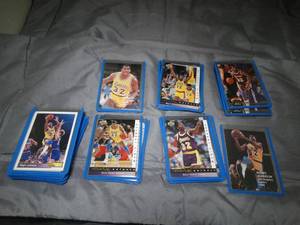 lot 23317 image: 1992-93  Lot of 30 LA Lakers NBA Basketball Cards