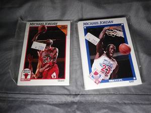 lot 23322 image: Small Lot of 1991 Michael Jordan and Magic Johnson NBA Basketball Cards