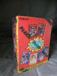 lot 23337 image: Fleer 1991-92 NBA Basketball Trading Cards  New Update Series  Unopened - Sealed Box