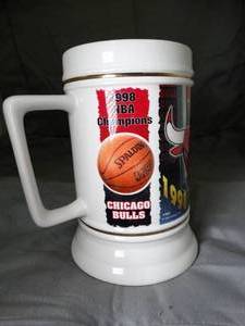 lot 23353 image: 1998 NBA Chicago Bulls Champion Mug