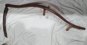 lot 23378 image: Antique SCYTHE Farm Tool 54 Tall 24