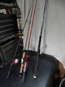 lot 23386 image: Lot of 4 Short Fishing Poles  Nice Quality  Ready to Go