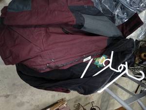 lot 23393 image: Lot of 3 Nice Coats (L) Cabelas Wind Breaker  Golden State Warriors Coat  Jansport  Coat