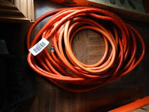 lot 23401 image: 2 Grounded Extension Cords
