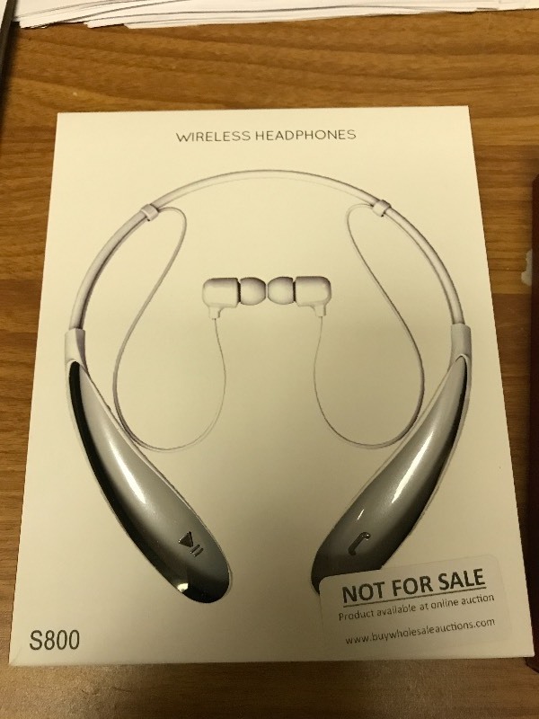 lot 1024 image: AWESOME Wireless Headphones - White - BRAND NEW IN BOX