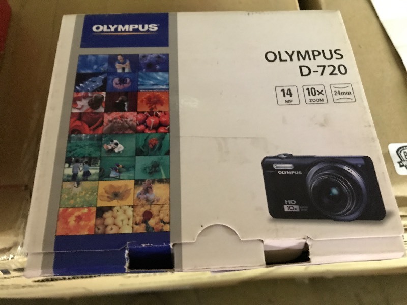 lot 1059 image: Olympus D720 Digital Camera