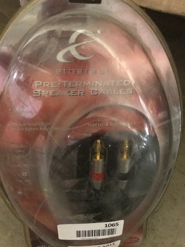 lot 1065 image: SWP Speaker Wire Pair New in Box