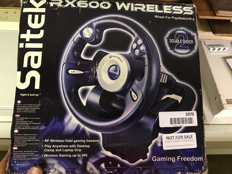 lot 1070 image: PLAYSTATION 2 Wireless Steering Wheel