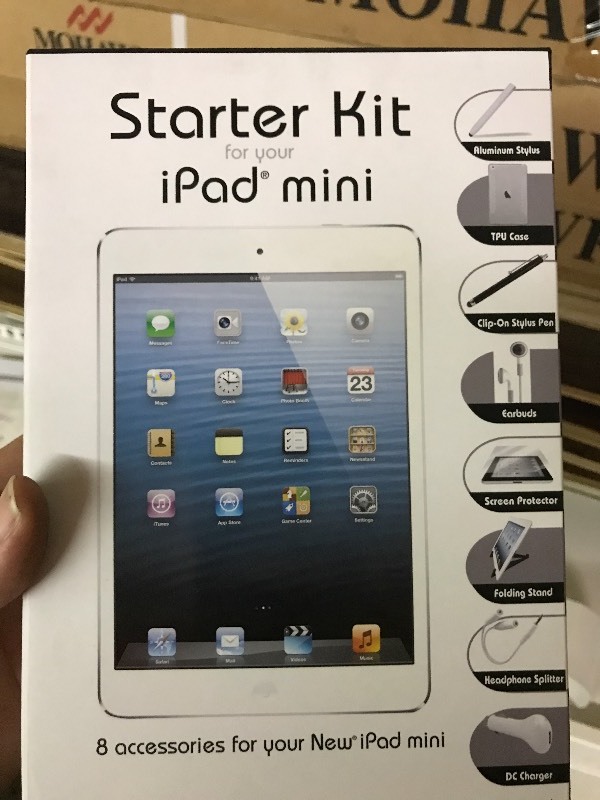 lot 1072 image: iPAD Mini Starter Kit