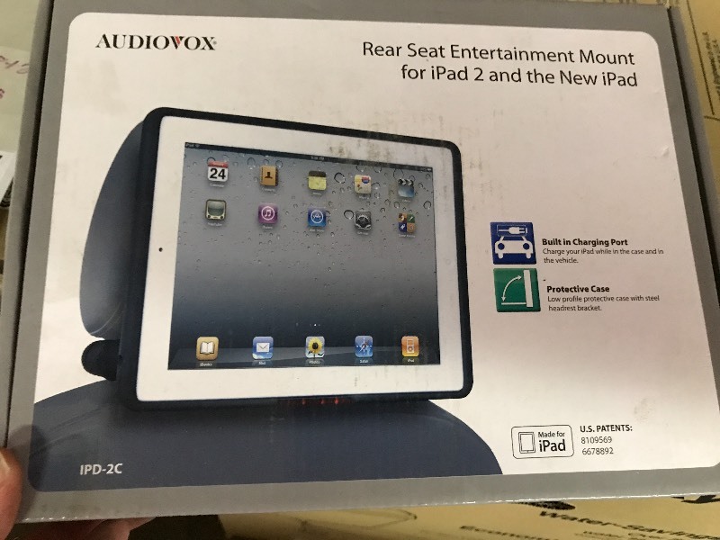 lot 1075 image: AUDIOVOX Rear Seat Mount for iPad
