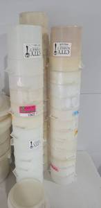 lot 12622 image: Lot of 37 Carlisle Food Storage Containers W Lids, 3 12 Quart