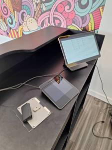 lot 25792 image: Square Register with Mounting Accessories
