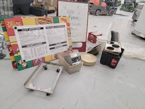 lot 69967 image: Lot of Misc. Surplus Restaurant Supplies