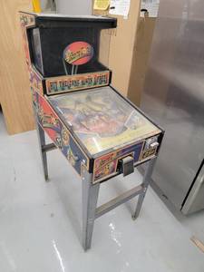 lot 69974 image: Hit the Zone Arcade Game