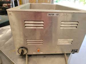 lot 69981 image: Countertop Food Warmer