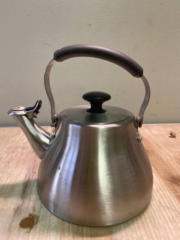 OXO Brew Classic Traditional Brushed Stainless Steel Tea Kettle Pot, Silver  